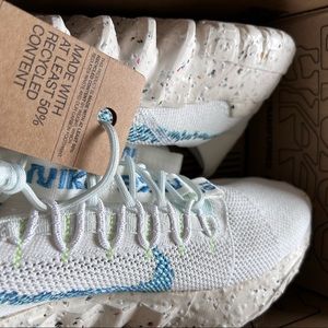 Nike Space Hippie 01 white/blue Size 13 NWT